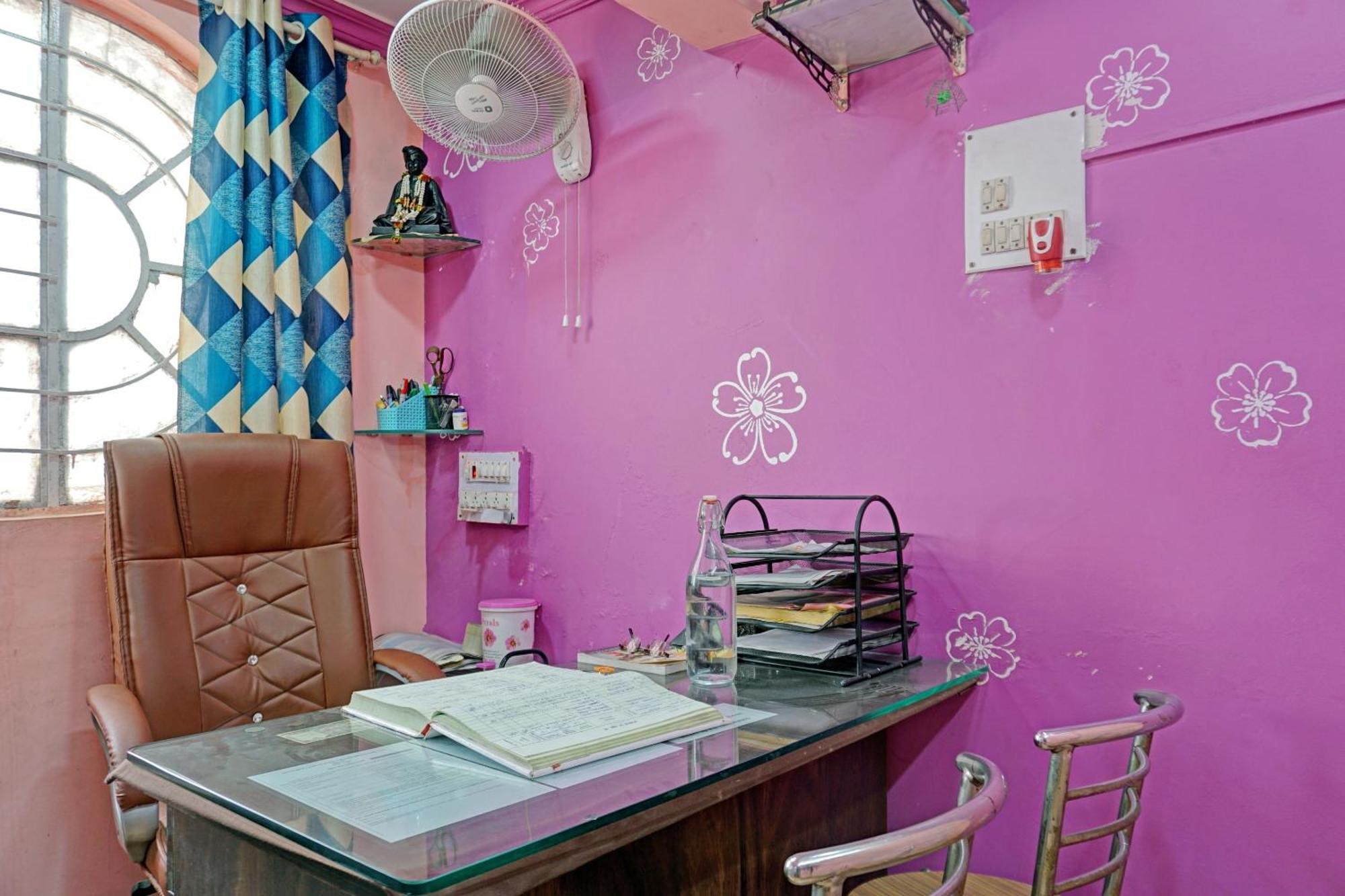 Spot On Hotel Prakash Residency, Near Hanuman Gym Ajmera Colony, Pimpri Extérieur photo